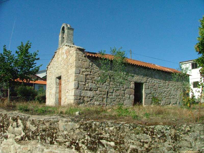 Madalena Rua...Capela que da nome a Rua Santa Maria Madalena.JPG